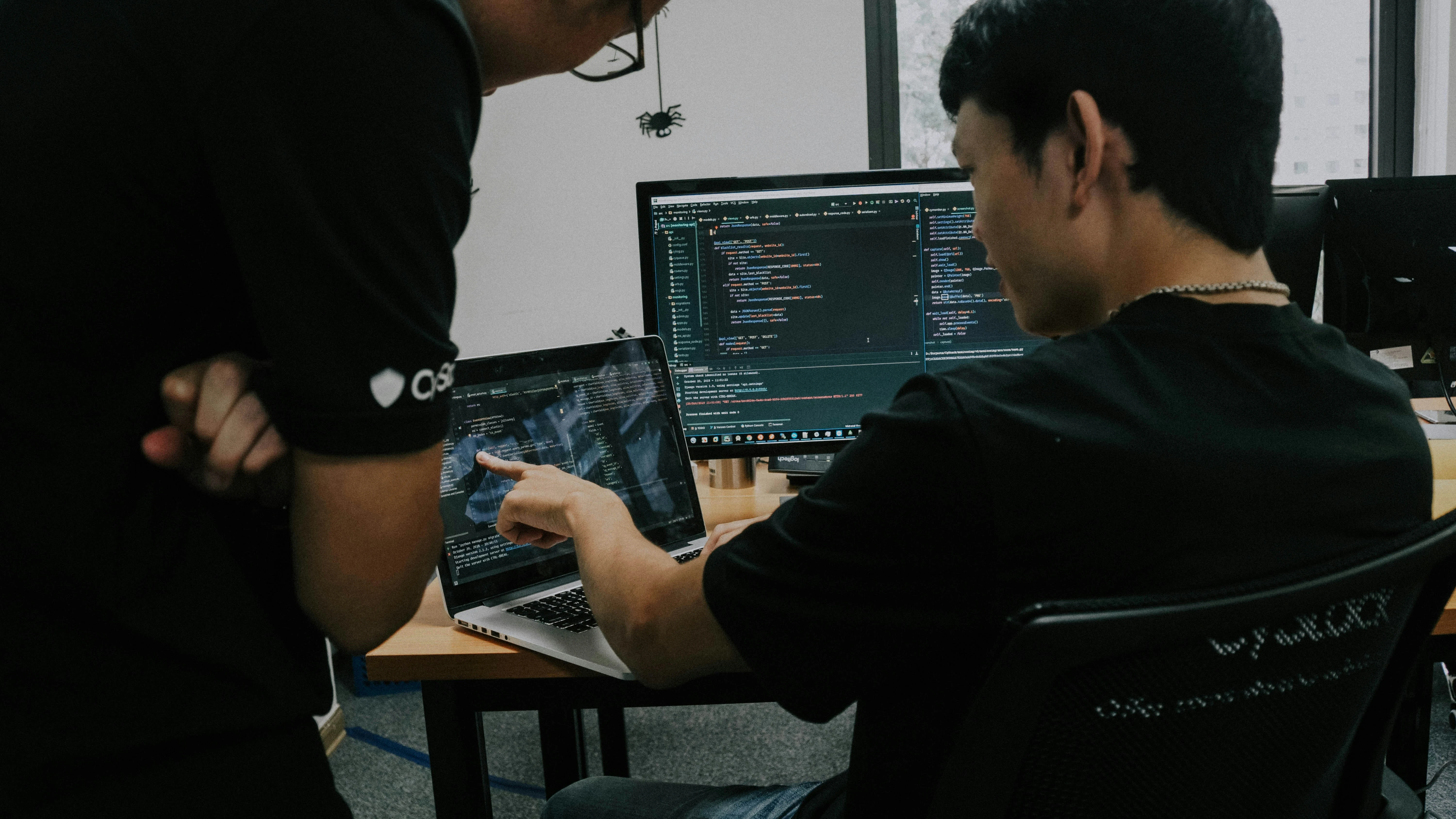 ISC2 2025 – Upskilling Is Your Best Corporate Defense